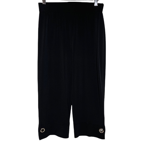 Soft WORKS Montreal Black with Silver Grommets Jersey Knit Capri Pants Small - Picture 1 of 7